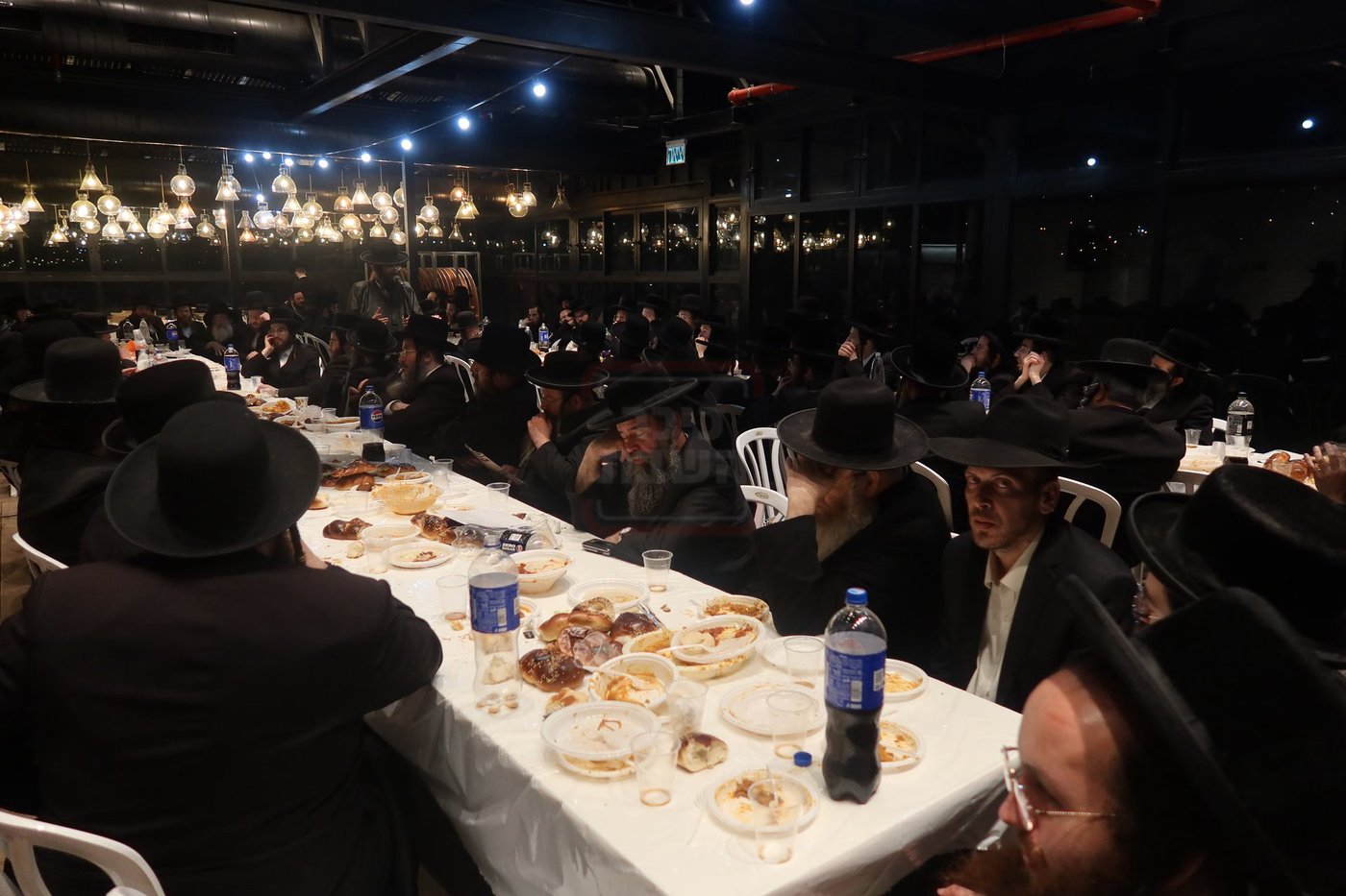 חסידי זוועהיל בעיר האבות חברון