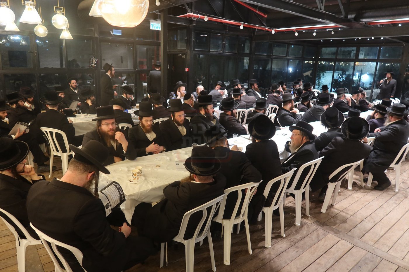 חסידי זוועהיל בעיר האבות חברון