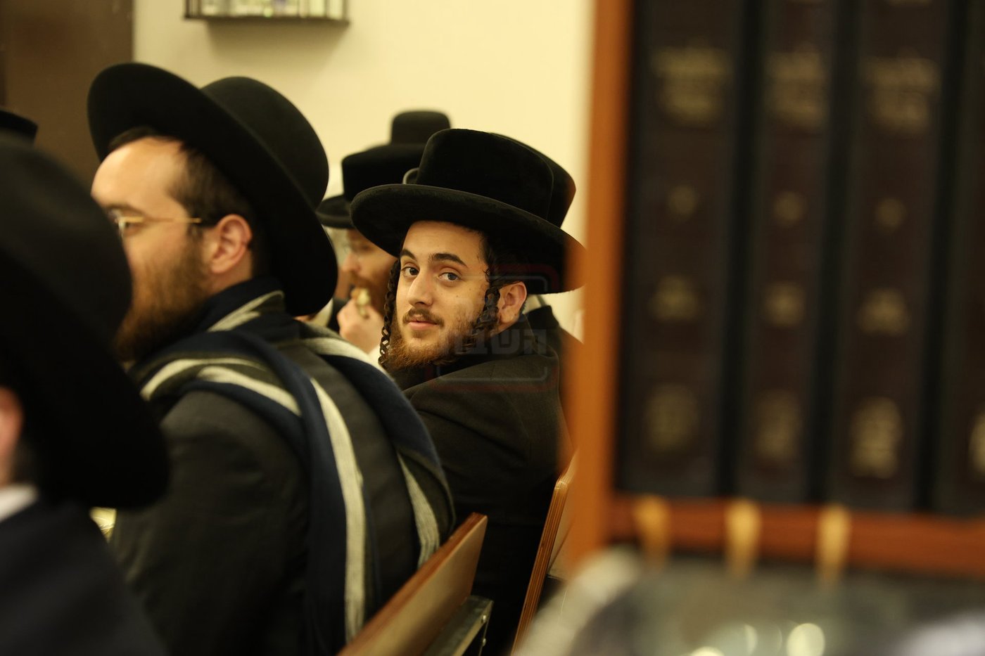 האדמו"ר מראזלא בהילולת הרה"ק מקרעסטיר