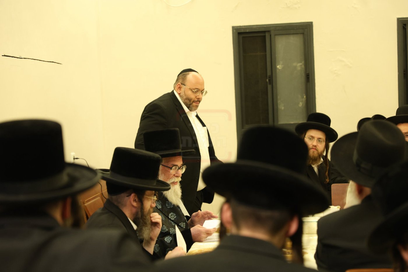 האדמו"ר מראזלא בהילולת הרה"ק מקרעסטיר