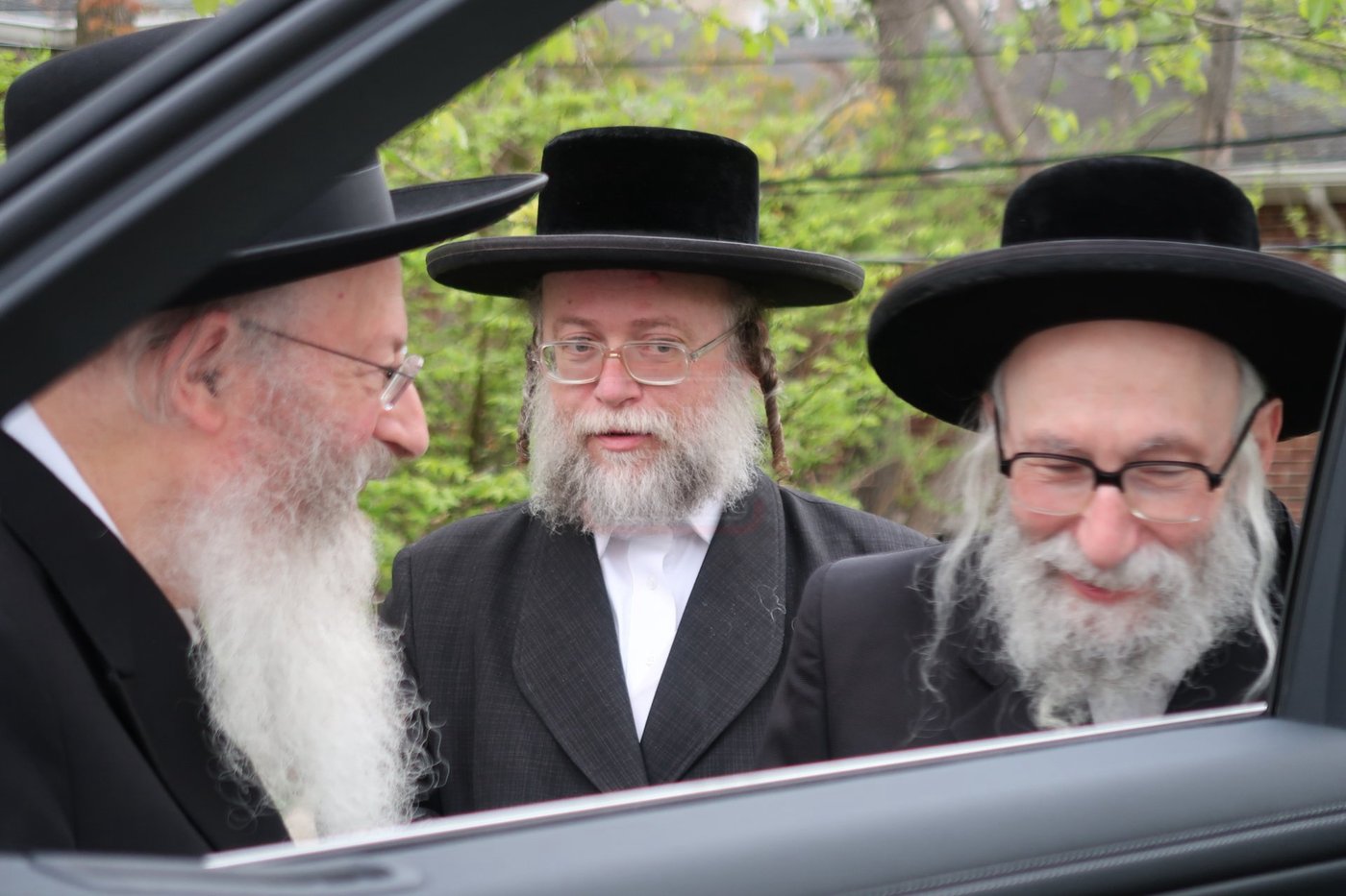 האדמו"ר מקהל חסידי ירושלים אצל ראשי ישיבת לייקווד