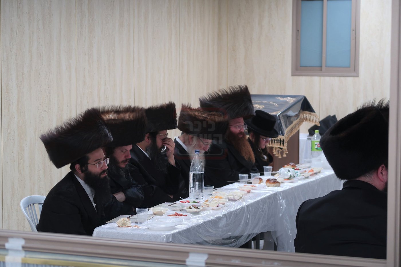 הגה"צ ר' יוסף נחמיה הירשלר במתחם הסופרים 