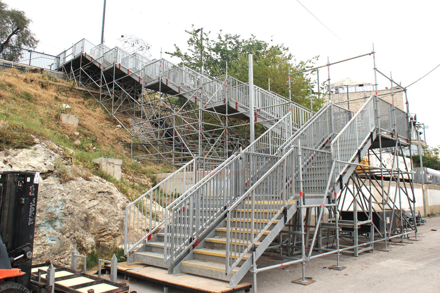 הפסקת העבודות במירון