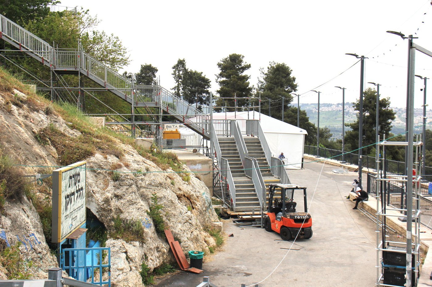 הפסקת העבודות במירון