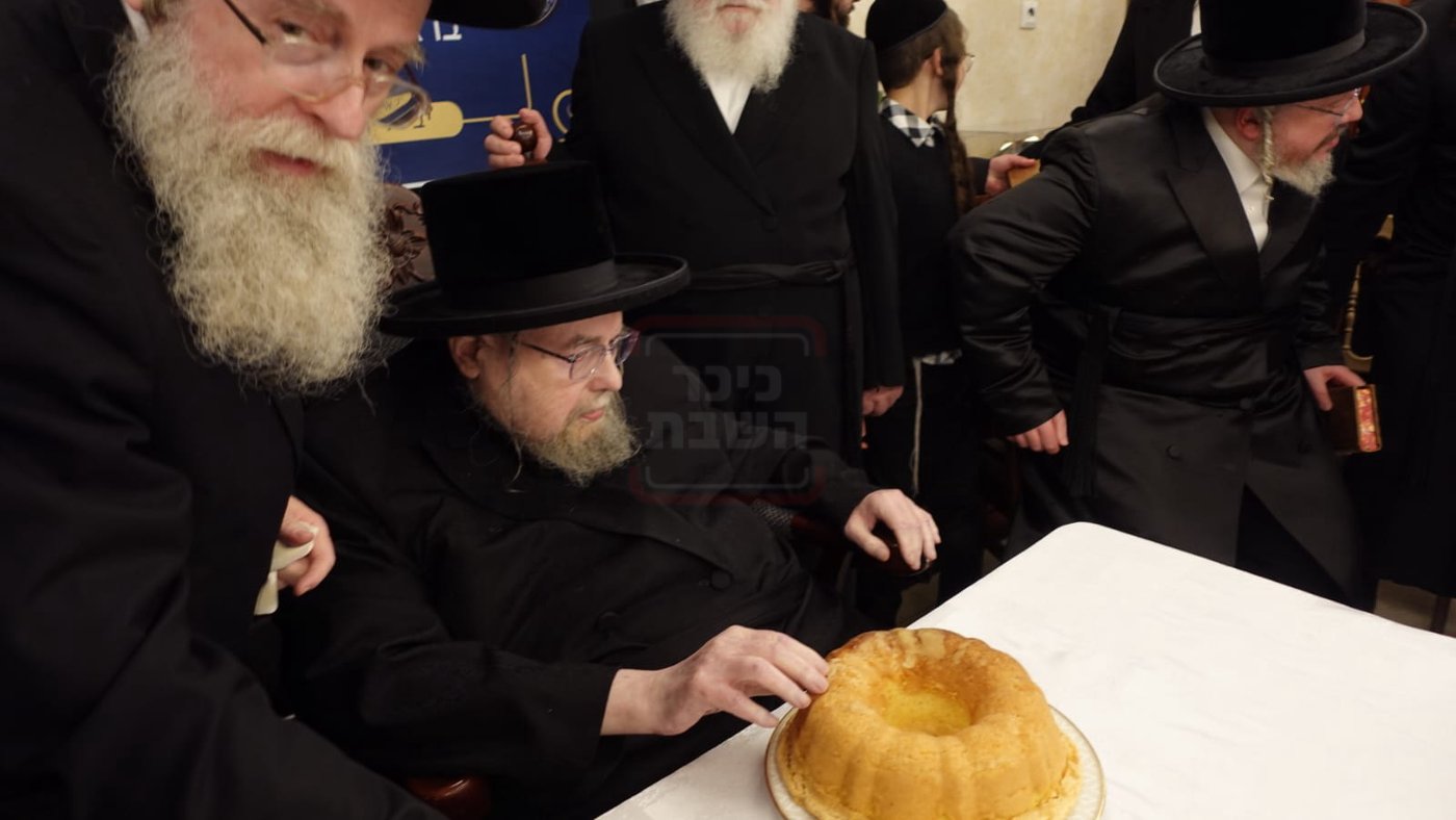 ועידת החינוך במעונו של האדמו"ר בעלזא