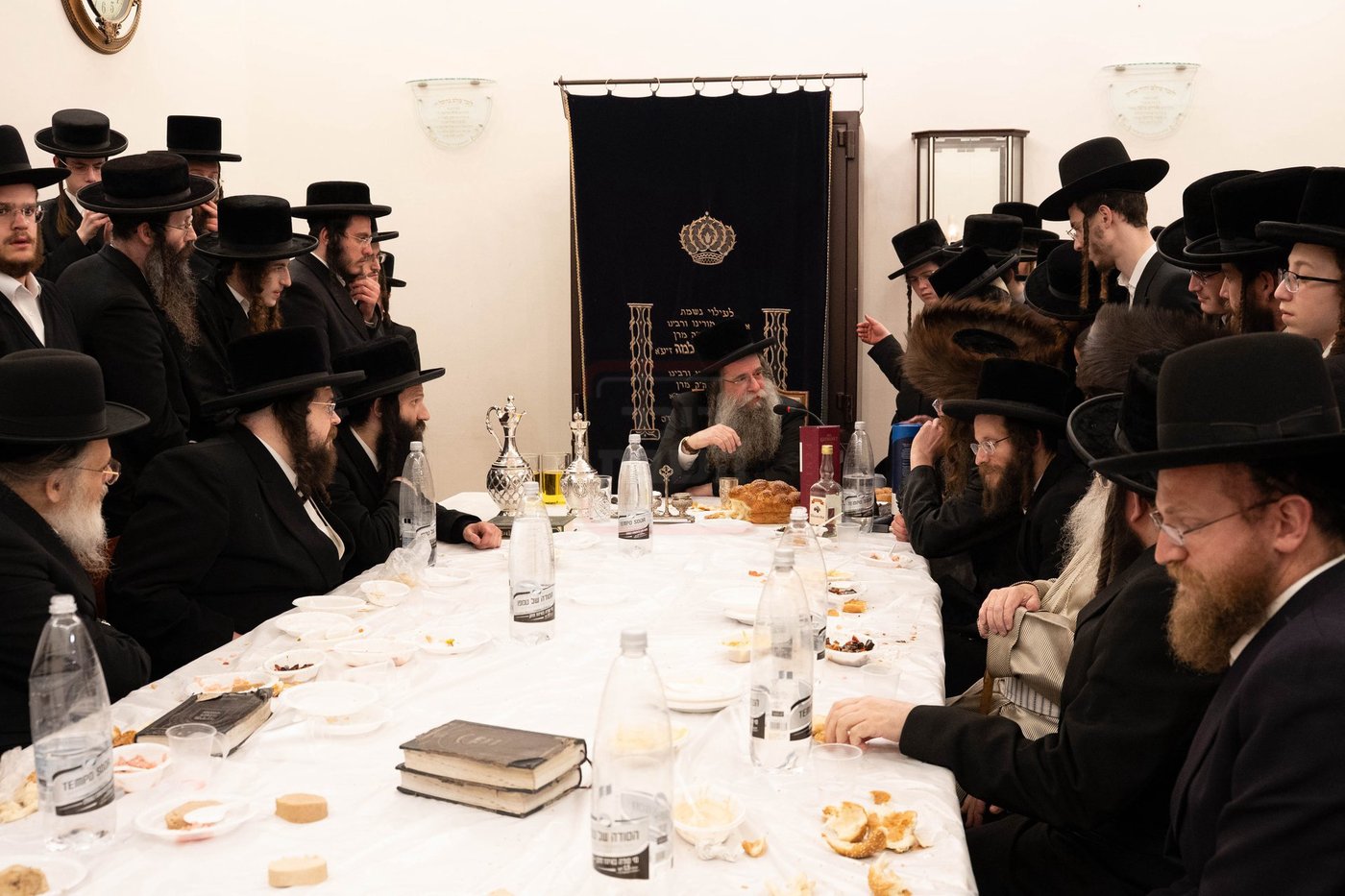 ל"ג בעומר בחצה"ק לעלוב ירושלים בטבריה