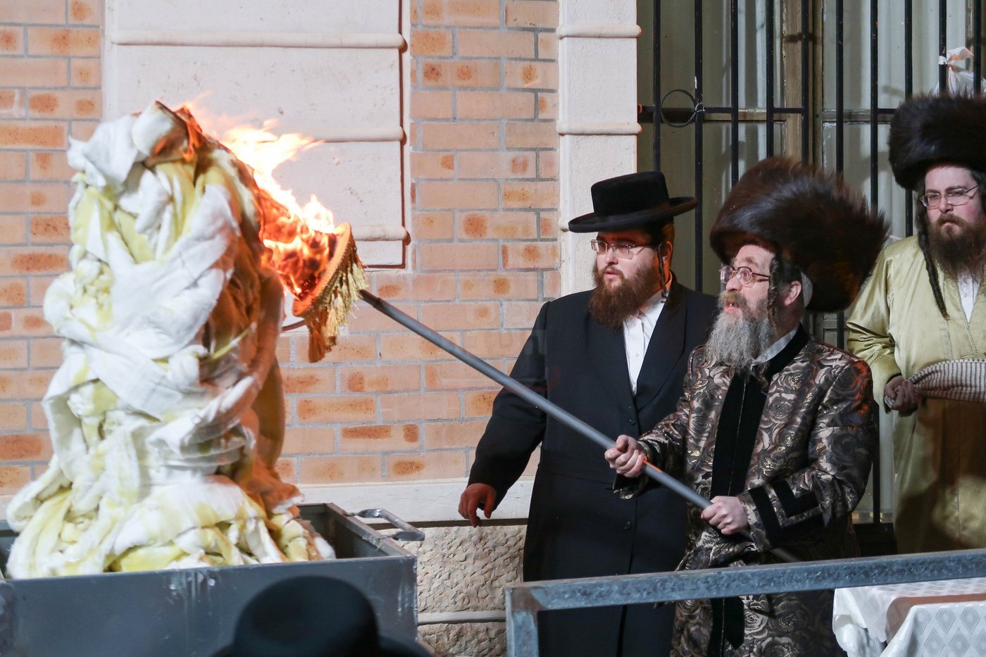 ל"ג בעומר בחצה"ק קרעטשניף סיגעט