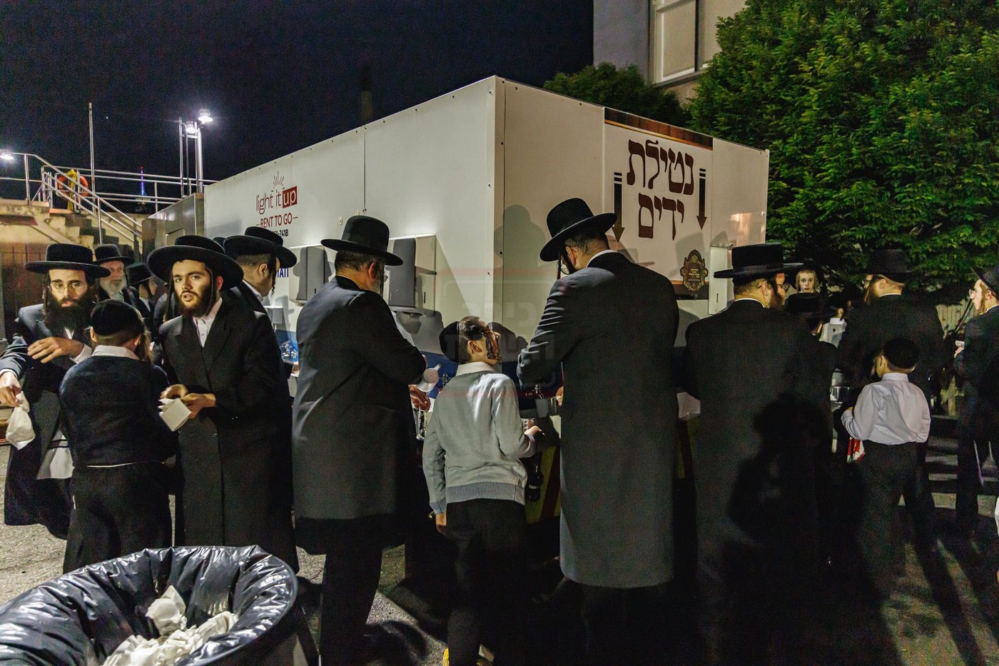 ל"ג בעומר וסיום כתיבת ס"ת בסאטמר