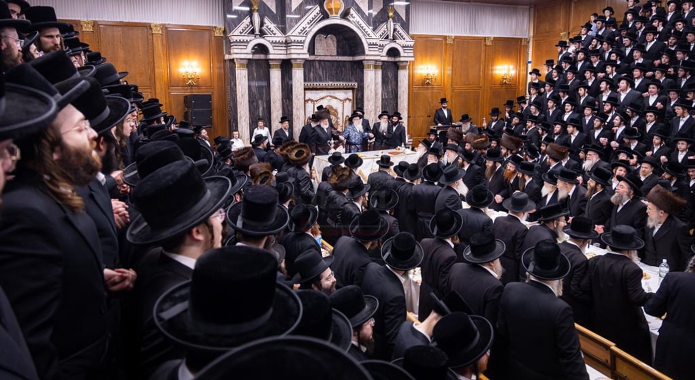 ל"ג בעומר בחצה"ק צאנז קלויזנבורג