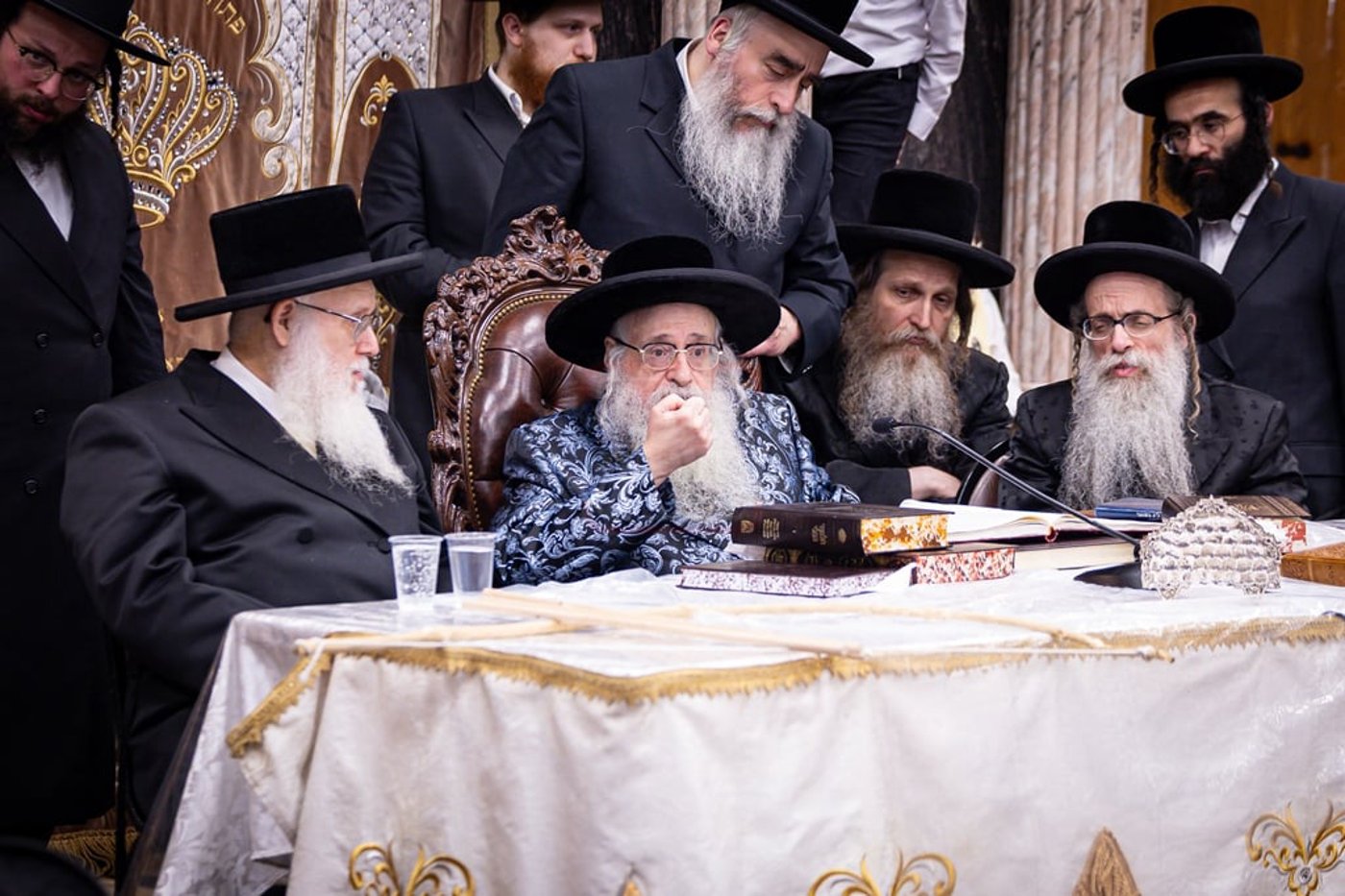 ל"ג בעומר בחצה"ק צאנז קלויזנבורג
