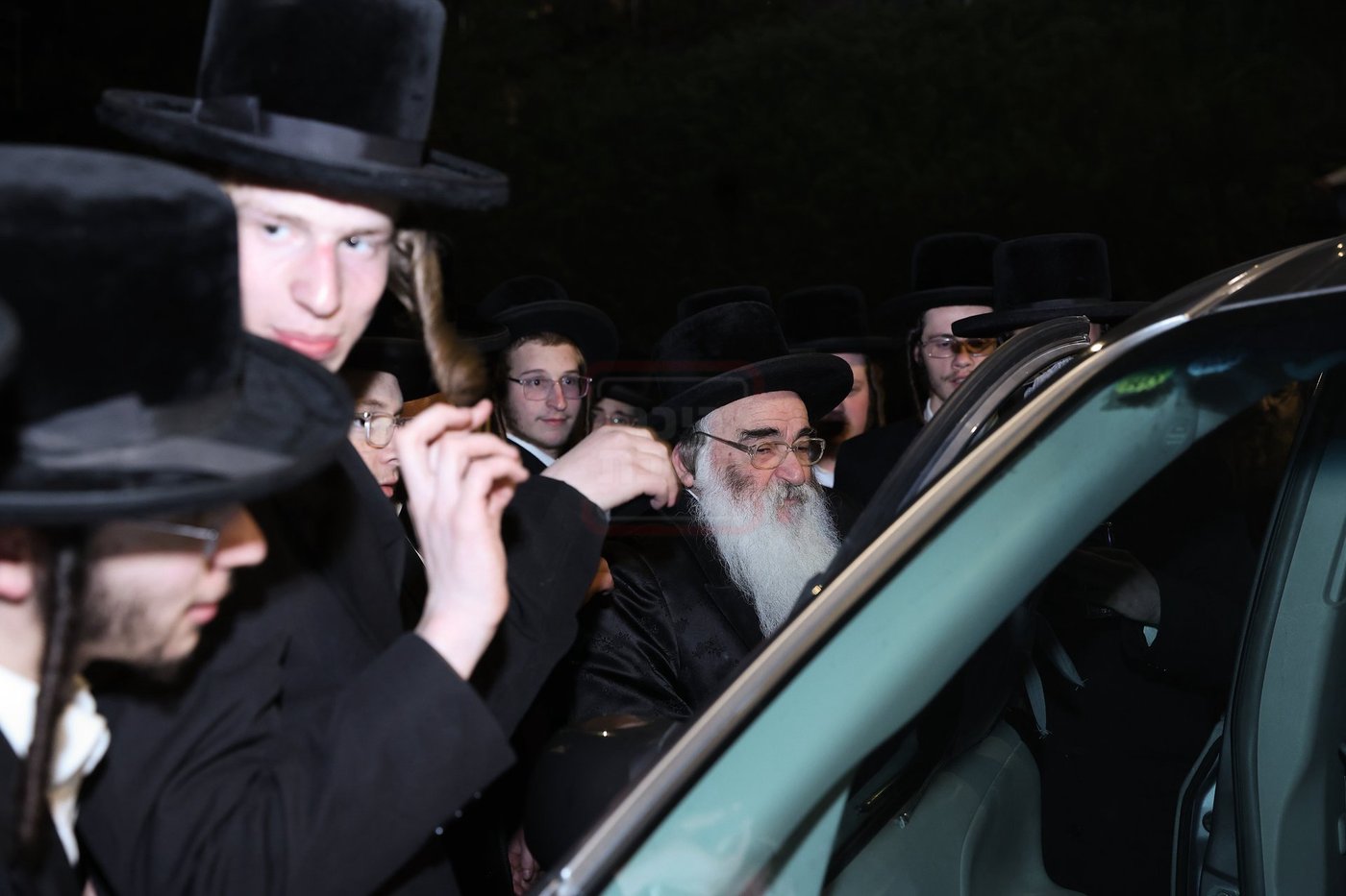 הגה"צ רבי מנחם ארנסטר במירון