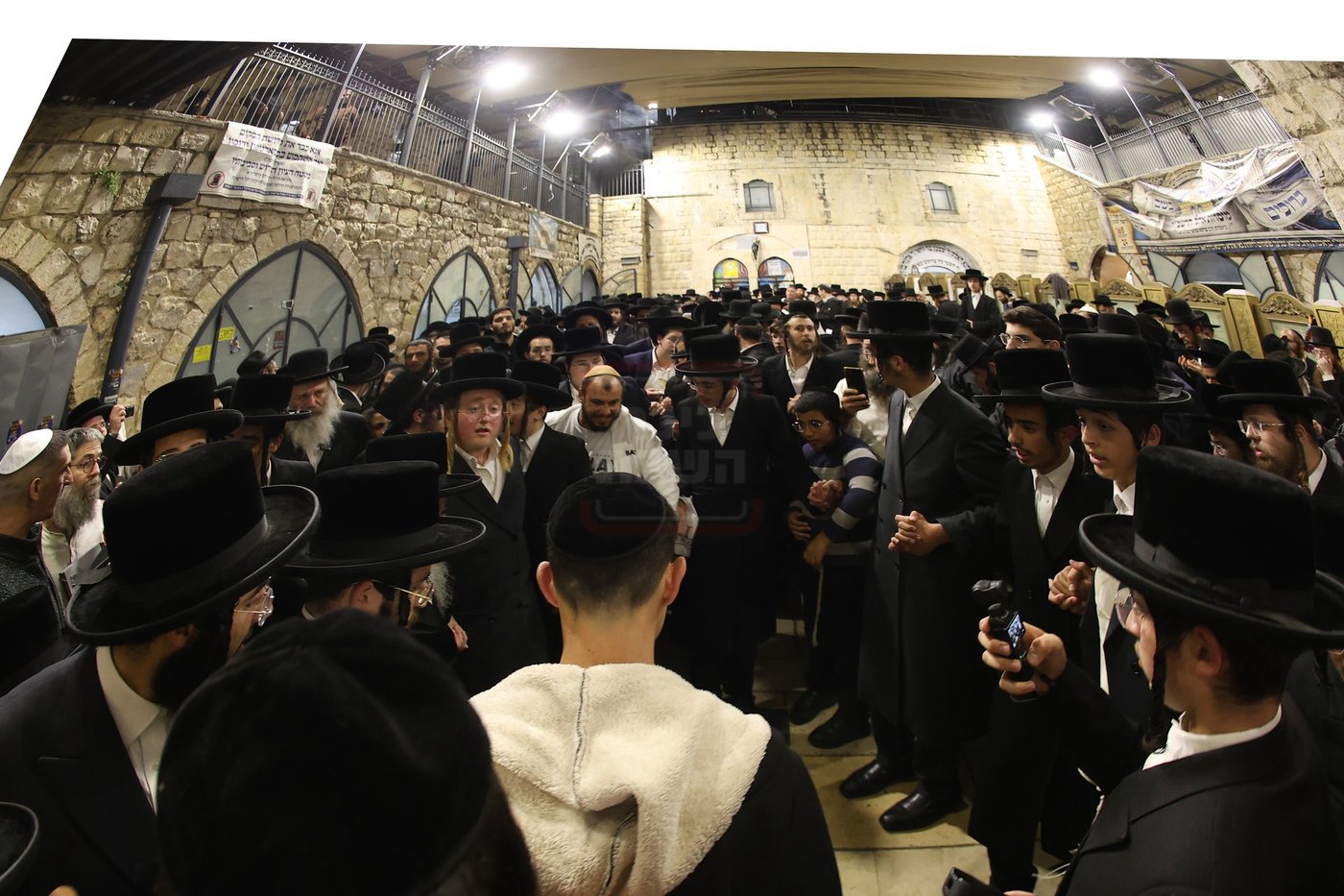 הגה"צ רבי מנחם ארנסטר במירון