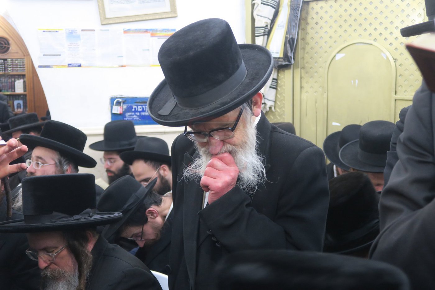 אדמו"רים ורבנים במירון לאחר ל"ג בעומר