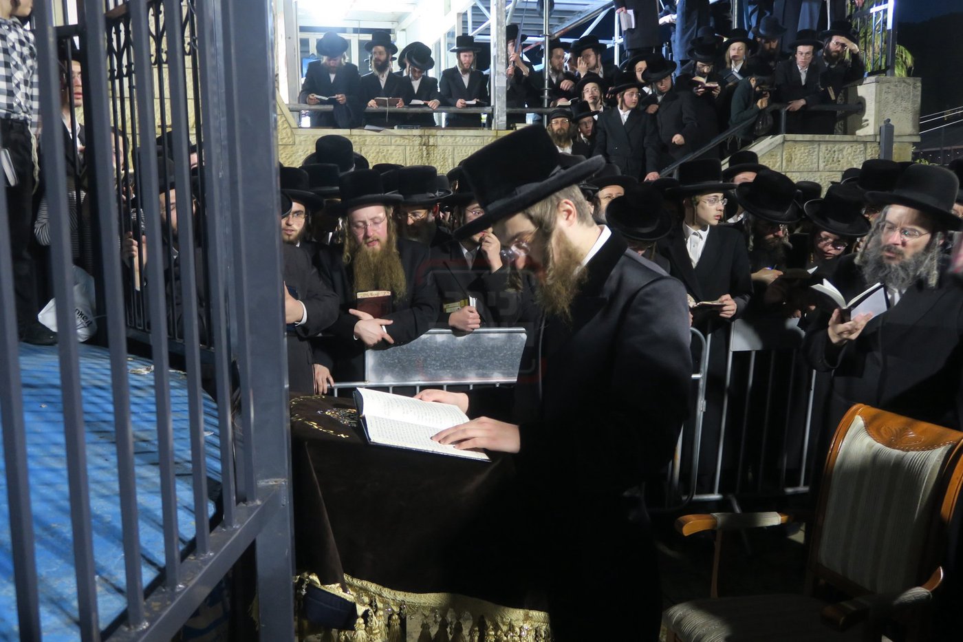 אדמו"רים ורבנים במירון לאחר ל"ג בעומר