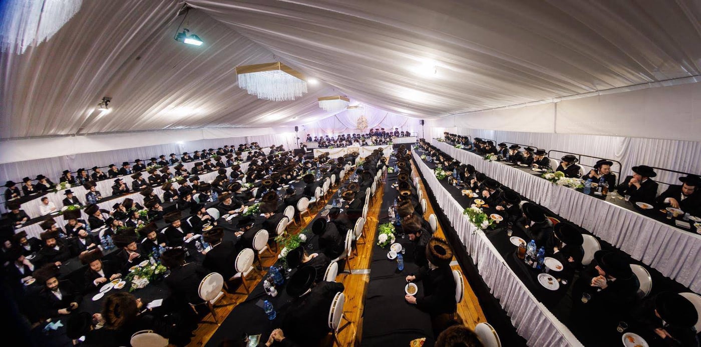 האדמו"ר מתולדות צבי דספינקא במסע הקודש במאגלניץ 