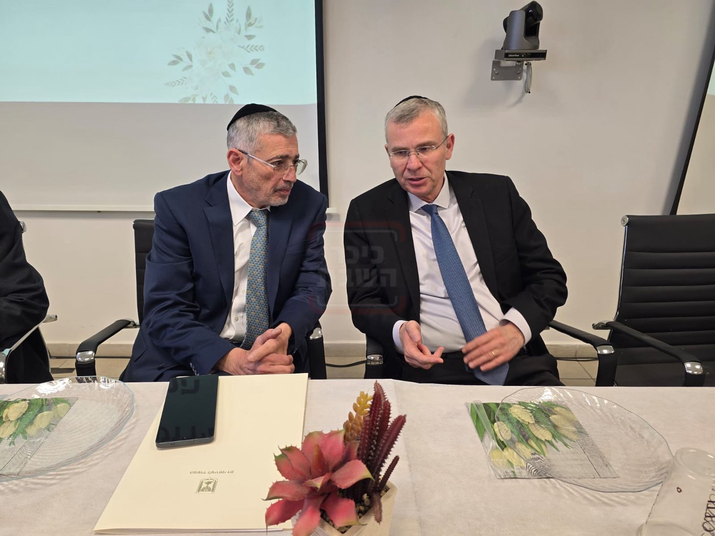 המשב"ק העריק | 'זֵיידְלֶ'ע' עם כל התמונות, הנייעס והחשיפות של השבוע