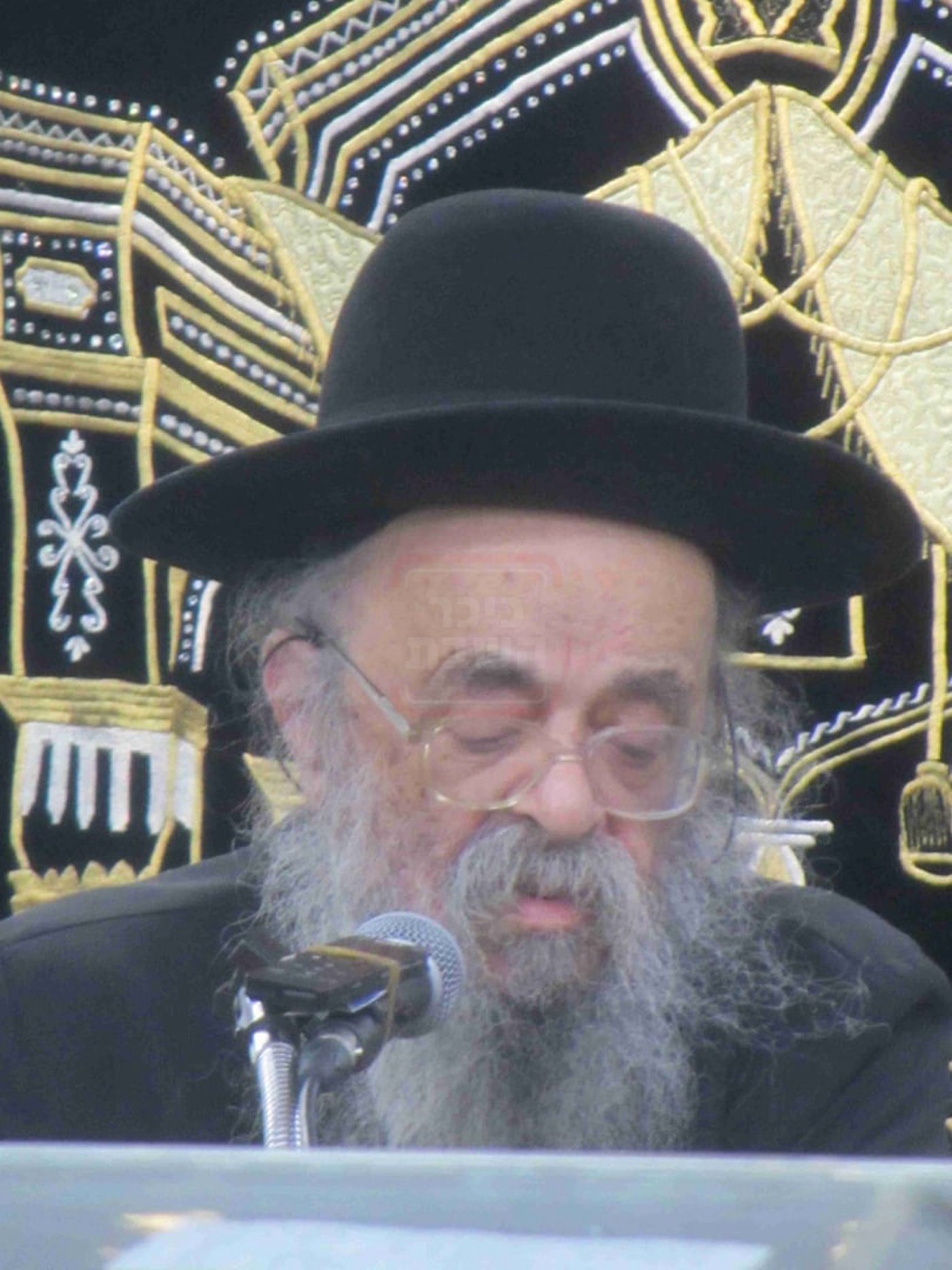 מראות חייו של הגאון רבי דוד שמידל זצ"ל