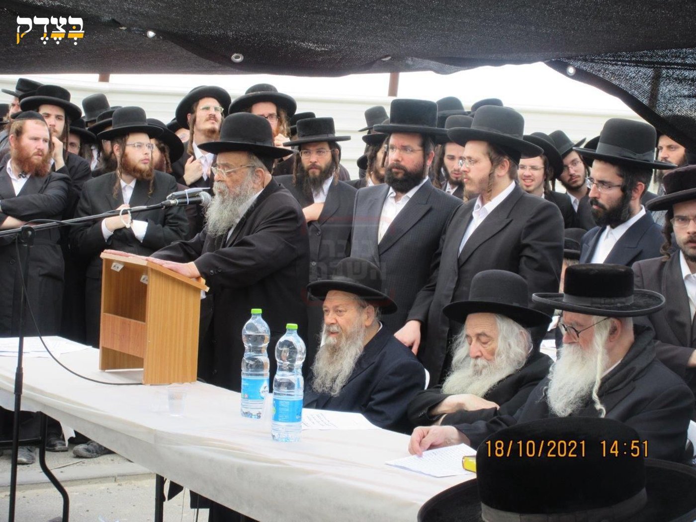 מראות חייו של הגאון רבי דוד שמידל זצ"ל