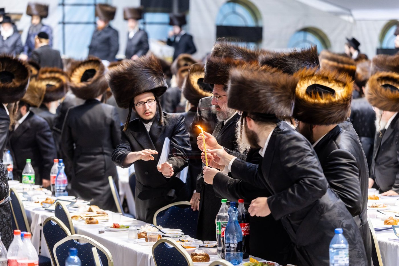 האדמו"ר מסאטמר בסעודה שלישית והבדלה בקראקא