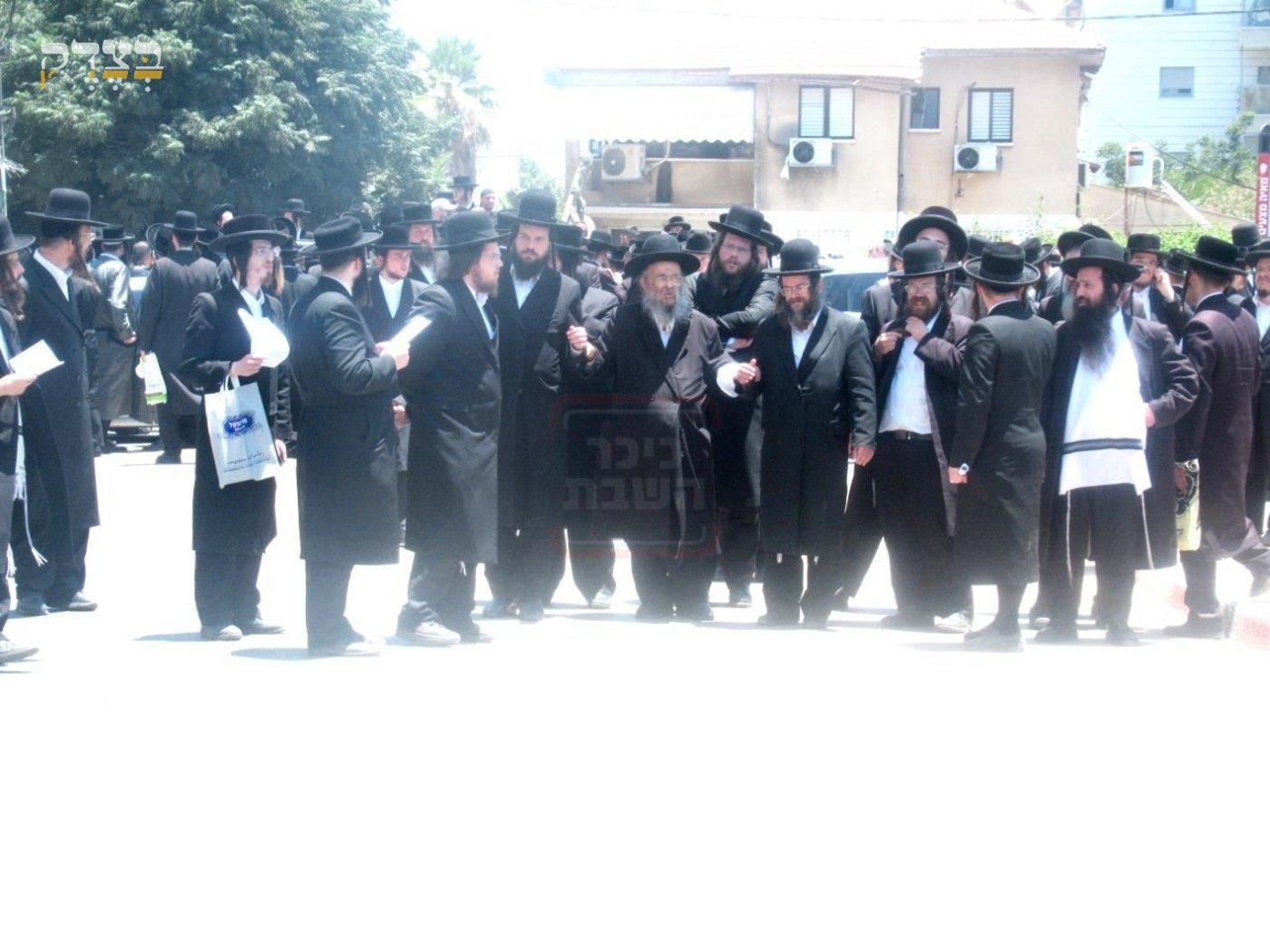 מראות חייו של הגאון רבי דוד שמידל זצ"ל
