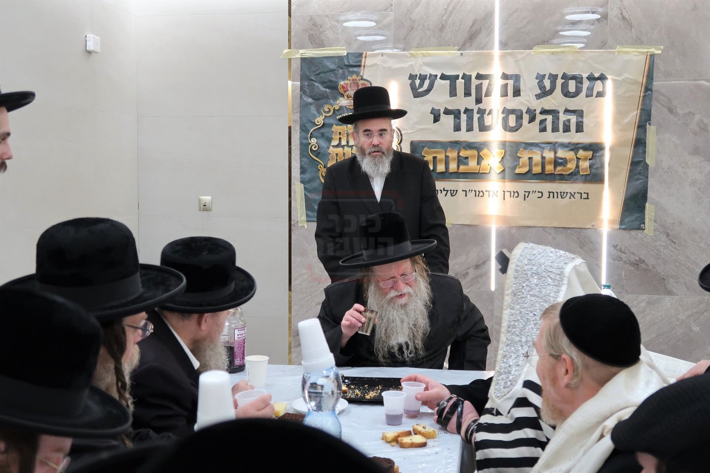 האדמו"ר מקוזמיר במסע הקודש לפולין