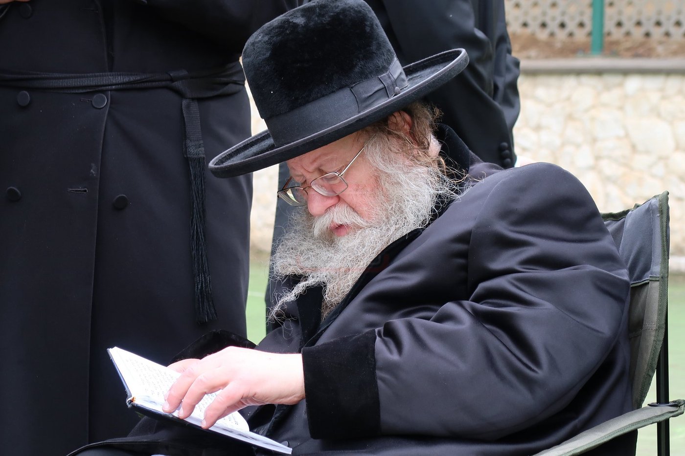 האדמו"ר מקוזמיר במסע הקודש לפולין