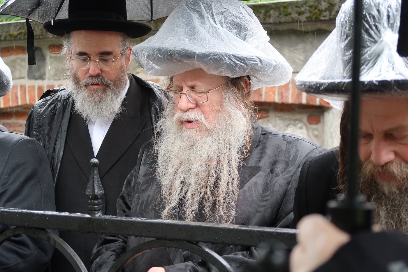 האדמו"ר מקוזמיר במסע הקודש לפולין