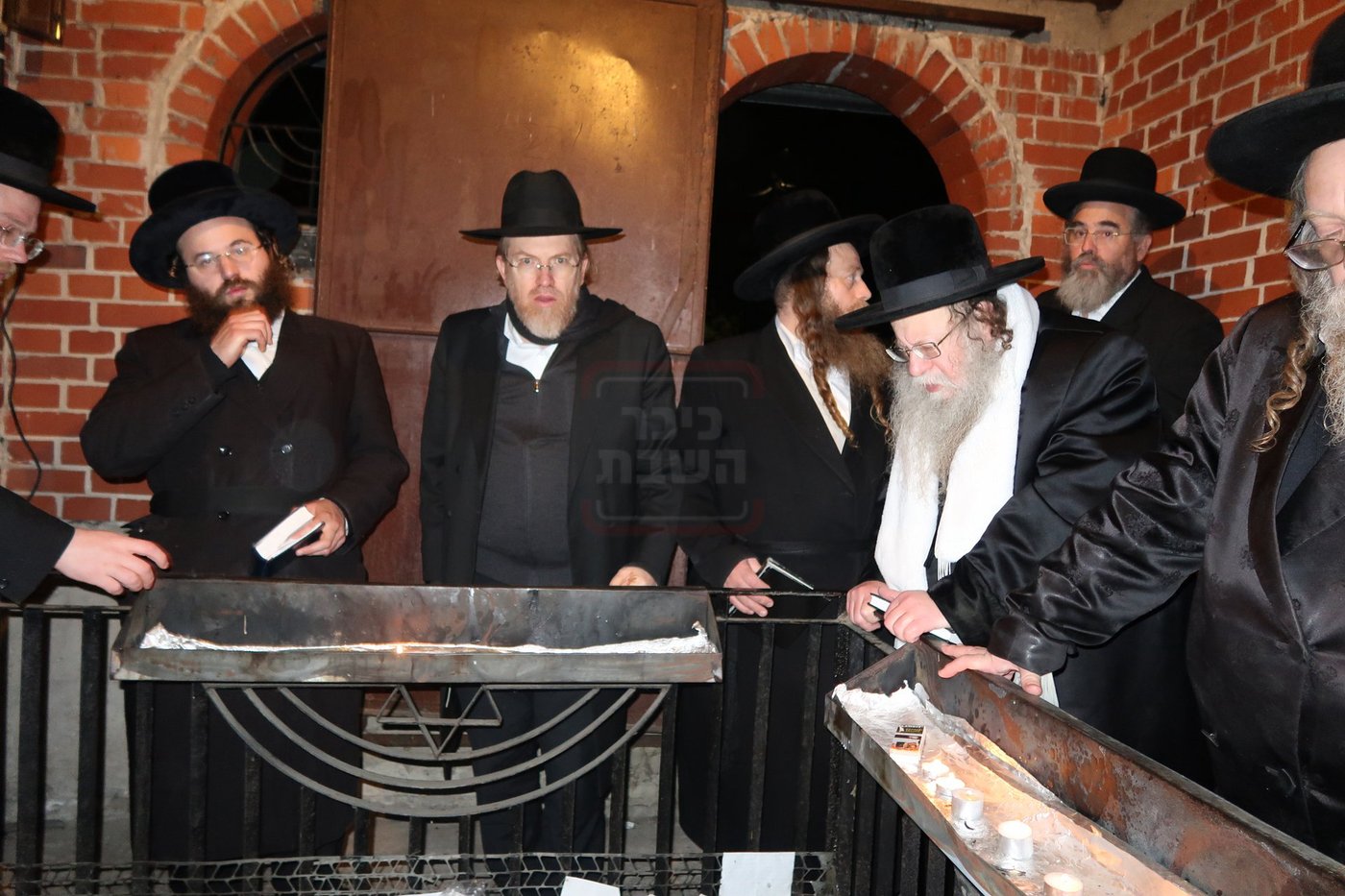 האדמו"ר מקוזמיר במסע הקודש לפולין