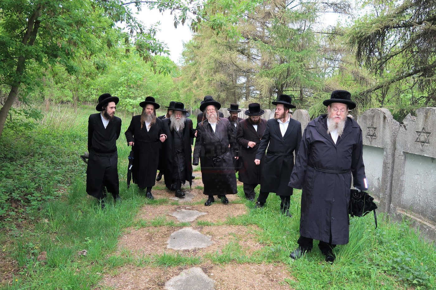 האדמו"ר מקוזמיר במסע הקודש לפולין