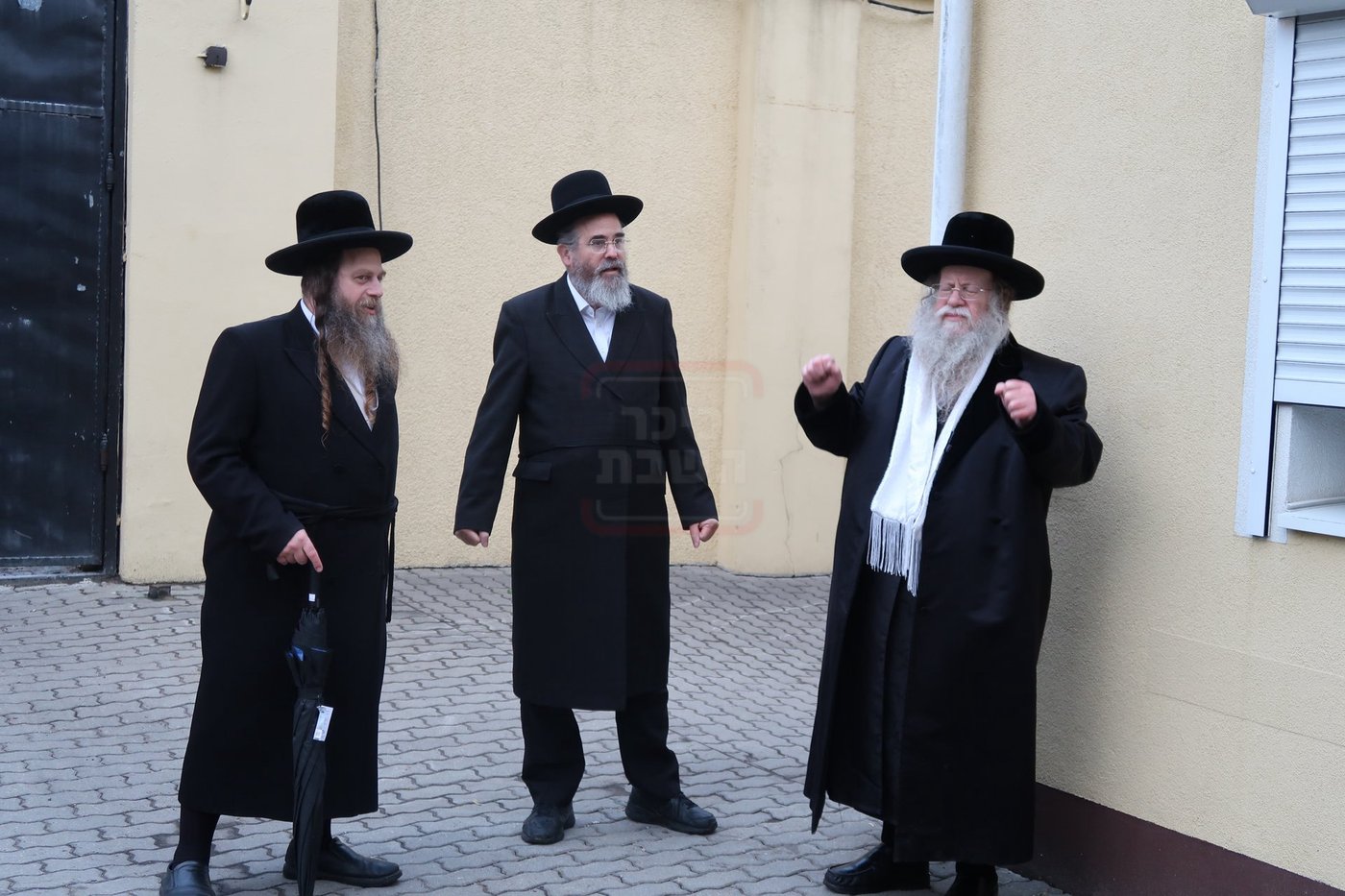 האדמו"ר מקוזמיר במסע הקודש לפולין