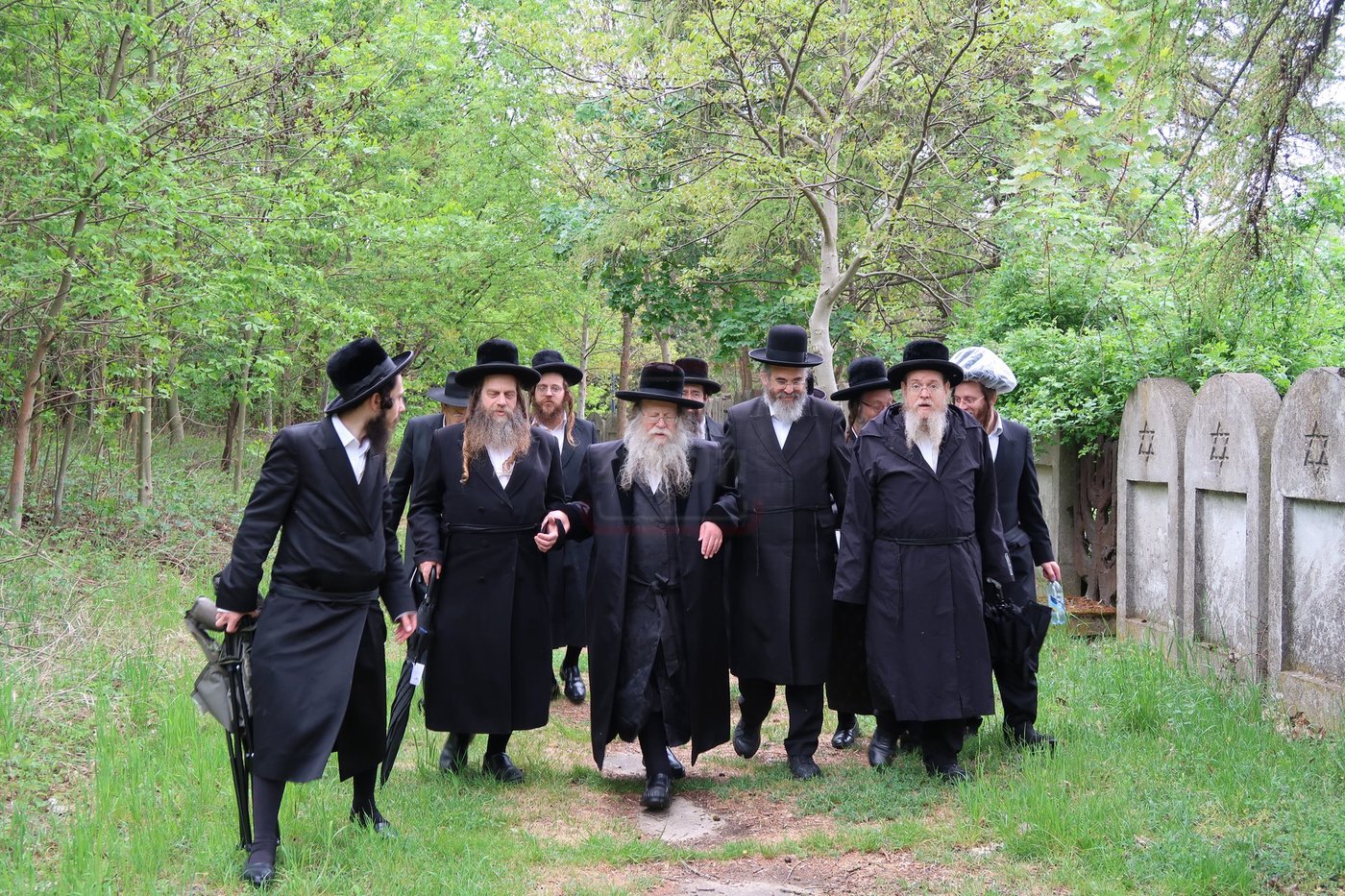 האדמו"ר מקוזמיר במסע הקודש לפולין