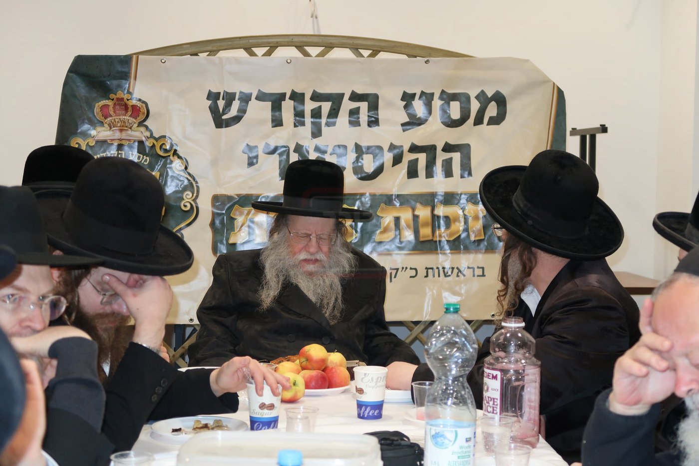 האדמו"ר מקוזמיר במסע הקודש לפולין