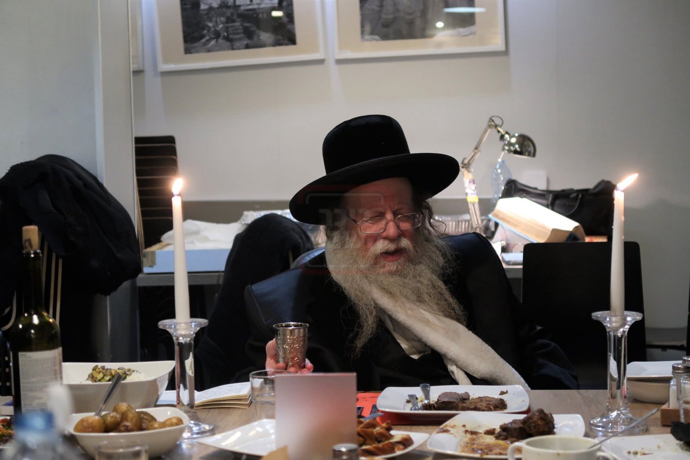 האדמו"ר מקוזמיר במסע הקודש לפולין
