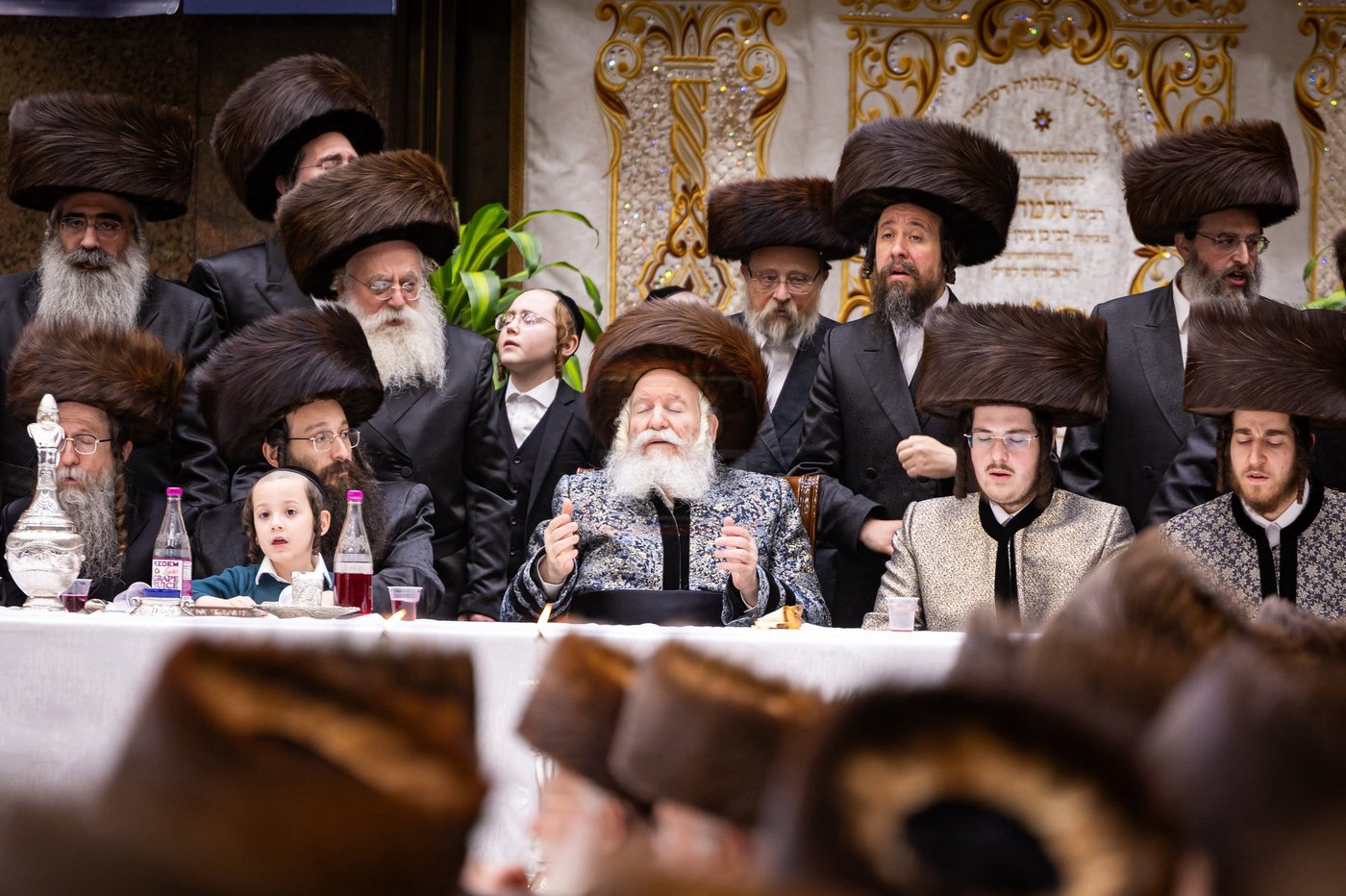 נעילת החג ופארשפיל בחצה"ק באבוב