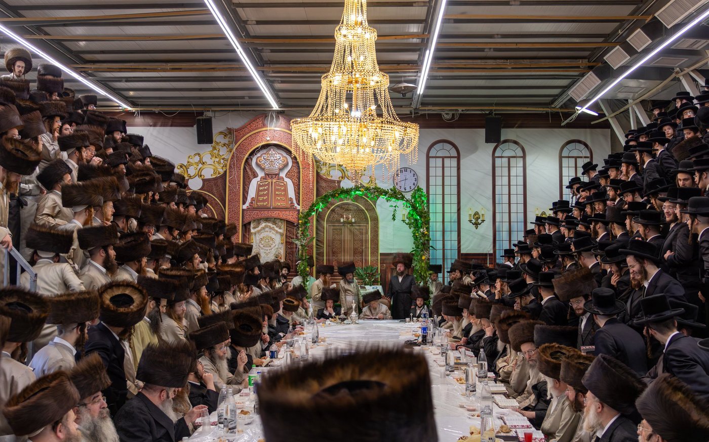 נעילת החג בחצה"ק פינסק קרלין