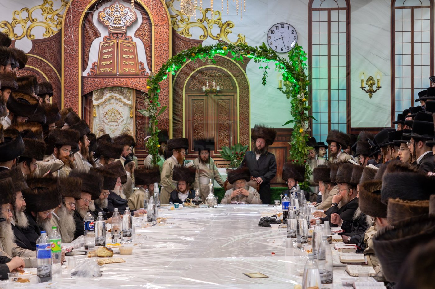 נעילת החג בחצה"ק פינסק קרלין