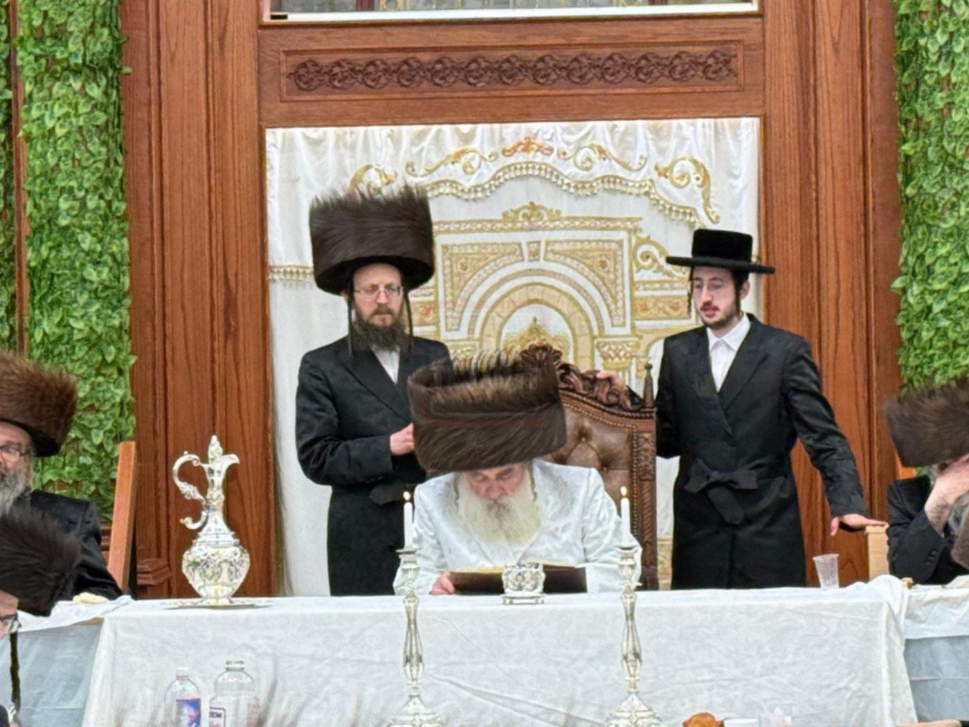 נעילת החג בחצה"ק קראלי