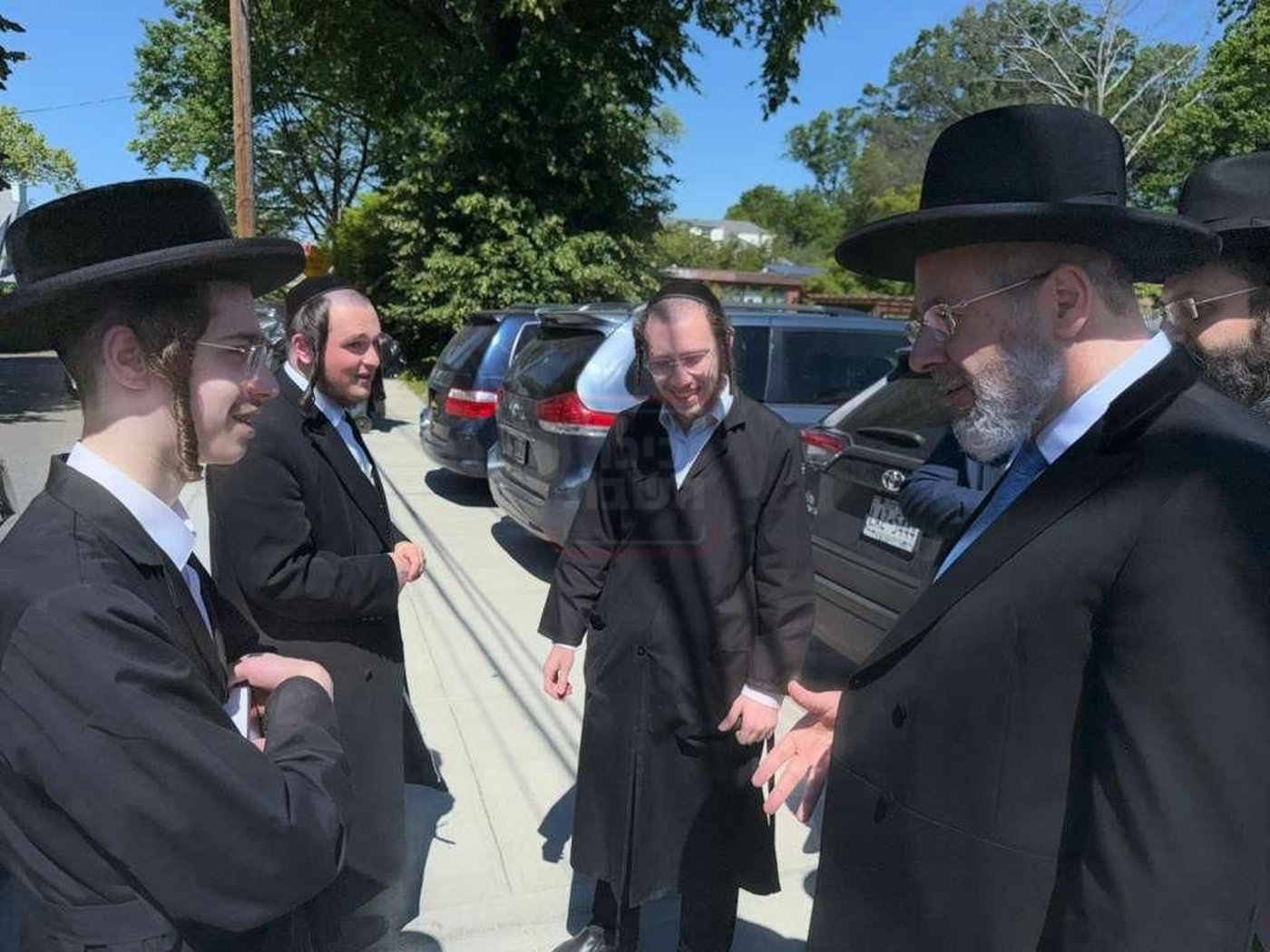 פרנסי העיר חגגו את גשר המחלוקת | 'זיידל'ע' עם כל התמונות, הנייעס והחשיפות של השבוע