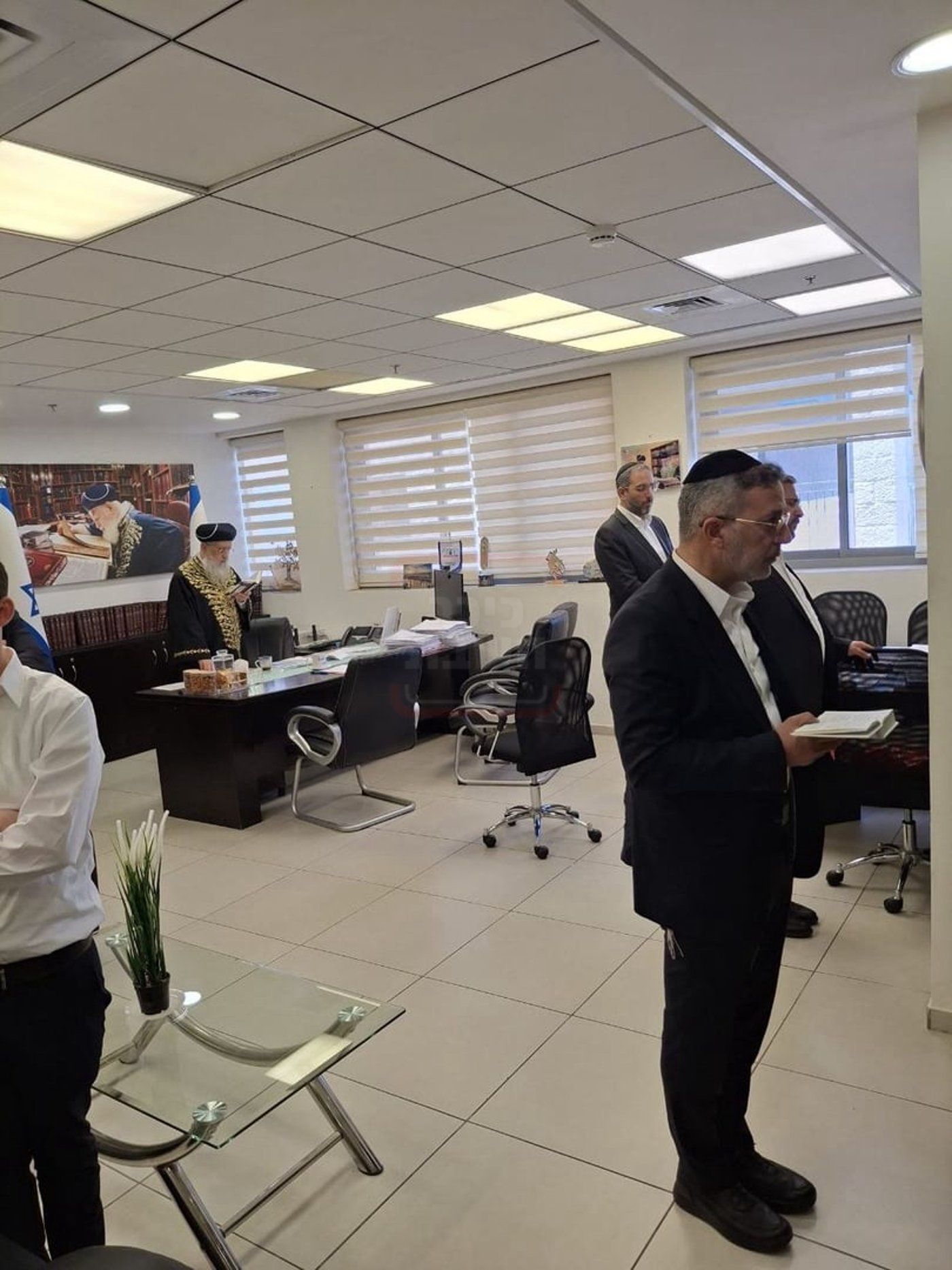 פרנסי העיר חגגו את גשר המחלוקת | 'זיידל'ע' עם כל התמונות, הנייעס והחשיפות של השבוע