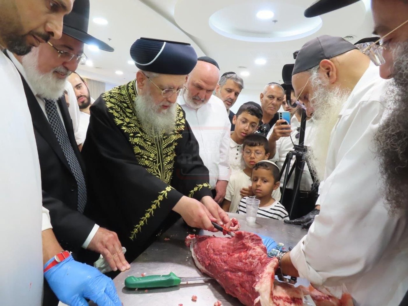 פרנסי העיר חגגו את גשר המחלוקת | 'זיידל'ע' עם כל התמונות, הנייעס והחשיפות של השבוע