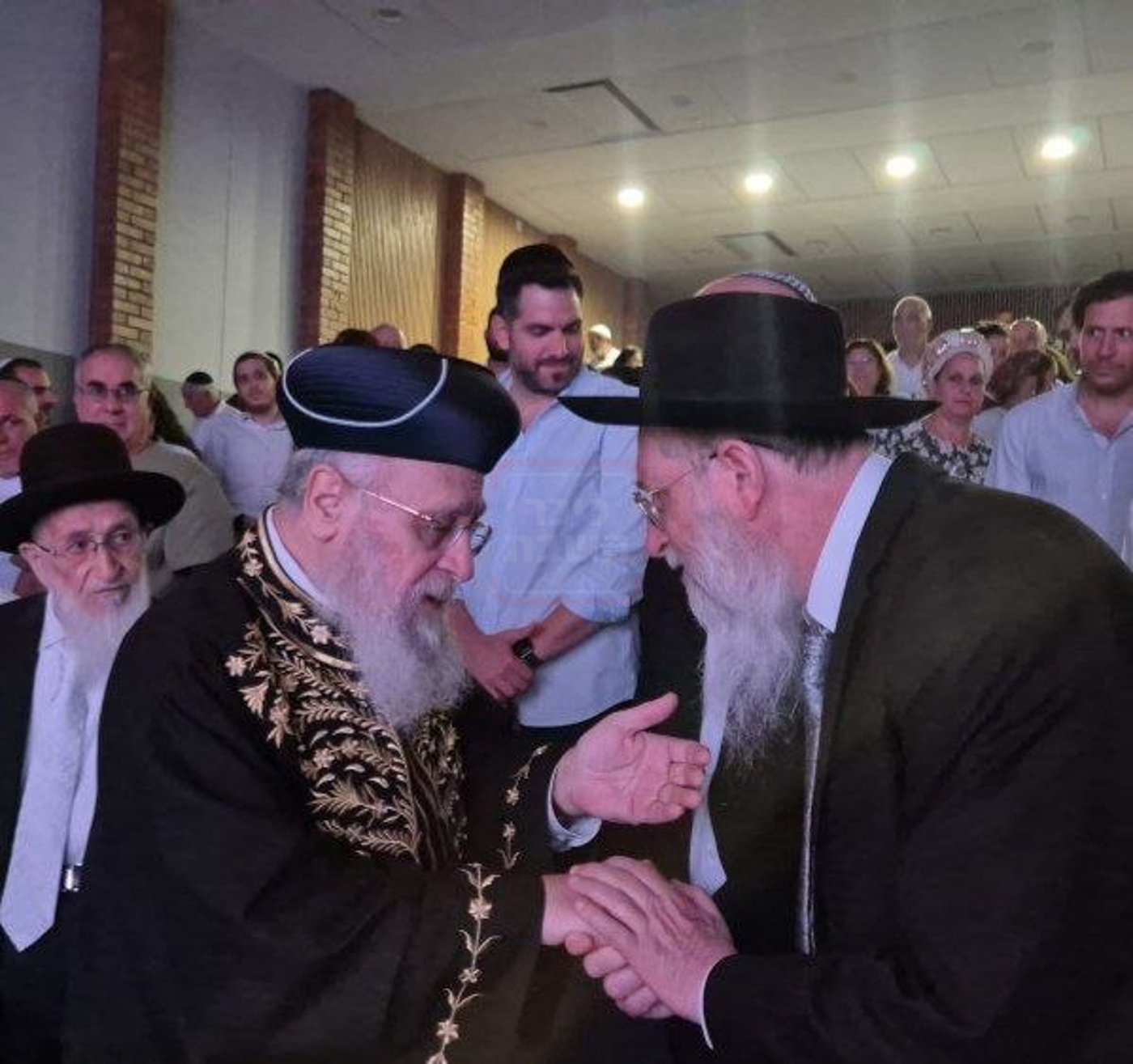 פרנסי העיר חגגו את גשר המחלוקת | 'זיידל'ע' עם כל התמונות, הנייעס והחשיפות של השבוע