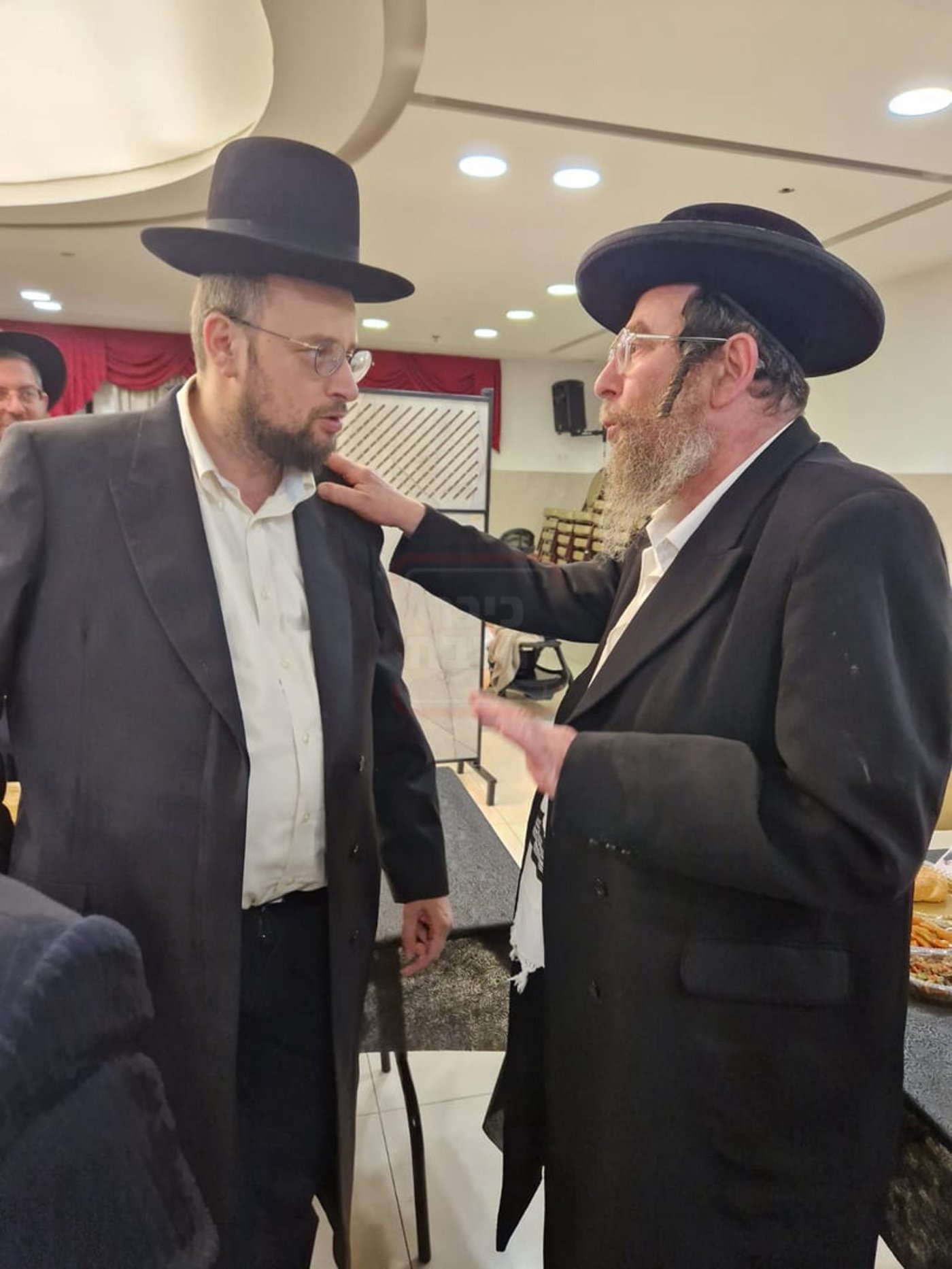 פרנסי העיר חגגו את גשר המחלוקת | 'זיידל'ע' עם כל התמונות, הנייעס והחשיפות של השבוע