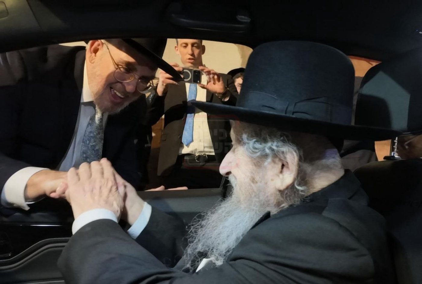 פרנסי העיר חגגו את גשר המחלוקת | 'זיידל'ע' עם כל התמונות, הנייעס והחשיפות של השבוע
