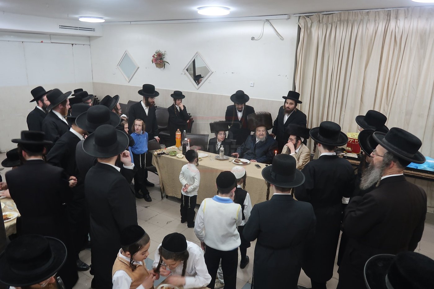 שמחת בר המצווה לנין הגרי"מ שכטר