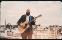 משה אוסלנדר משיק אלבום חדש וייחודי: "היהודי הכי קדוש בעולם"