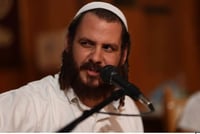 השיר שנכתב לילדיו הפך לסינגל בכורה: "והכן לבבם אליך"