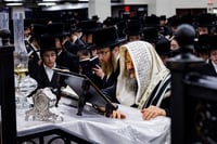 סליחות ראשונות בחצה"ק באבוב 45