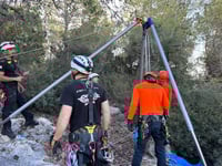 אחרי חיפושים נרחבים: הילד הנעדר נמצא בתוך בור בעומק 7 מטר | צפו