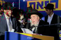 מתוך במת התפילה: רגעי התפילה והסליחות שהרעידו את ההמונים