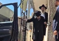 הקדים ויצא - כהוראה לציבור: הגר"ד לנדו צפוי להגיע בדקות הקרובות לירושלים • תיעוד